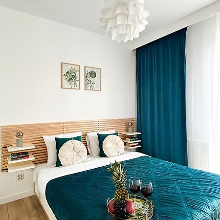 Lumina Stylish 3-Room Apart With Balcony Lodz  Ngoại thất bức ảnh