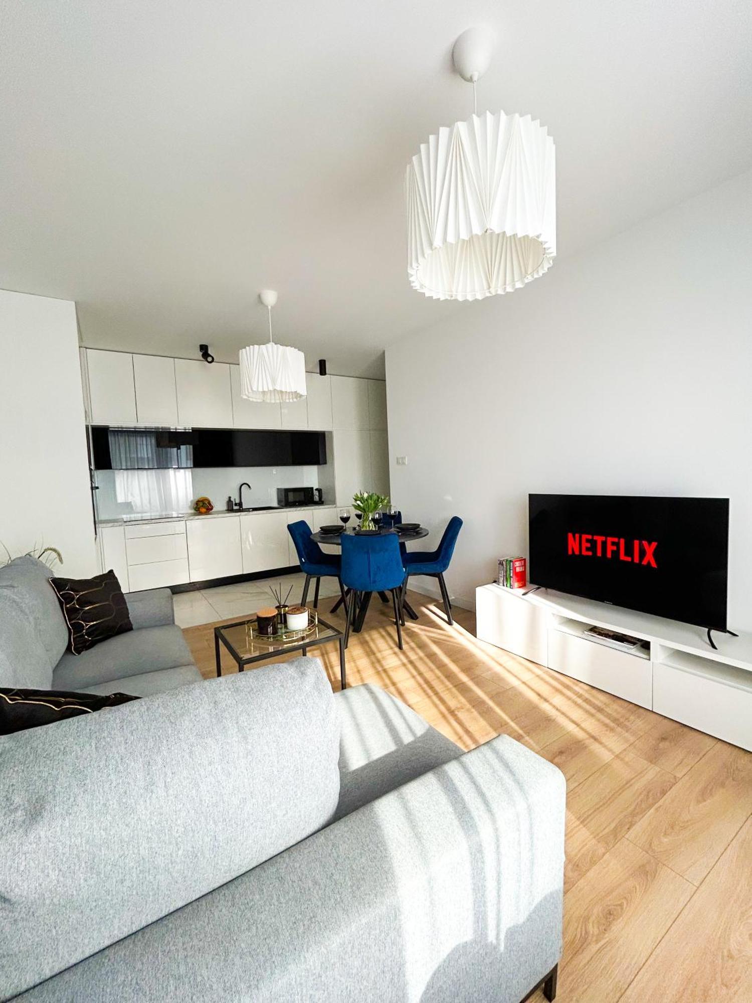 Lumina Stylish 3-Room Apart With Balcony Lodz  Ngoại thất bức ảnh