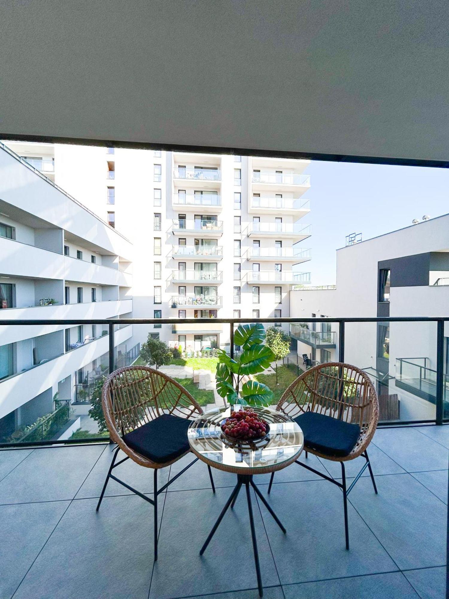 Lumina Stylish 3-Room Apart With Balcony Lodz  Ngoại thất bức ảnh