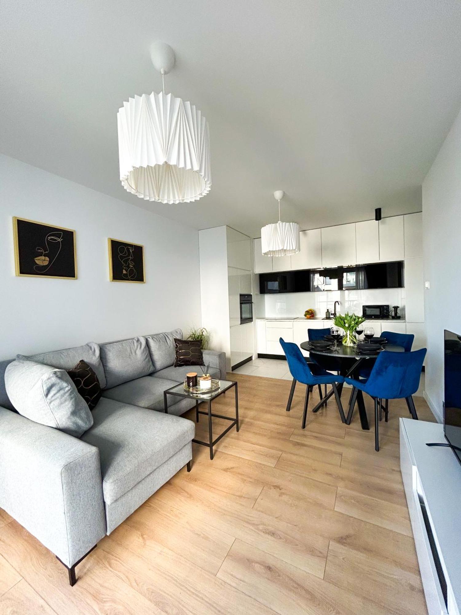 Lumina Stylish 3-Room Apart With Balcony Lodz  Ngoại thất bức ảnh