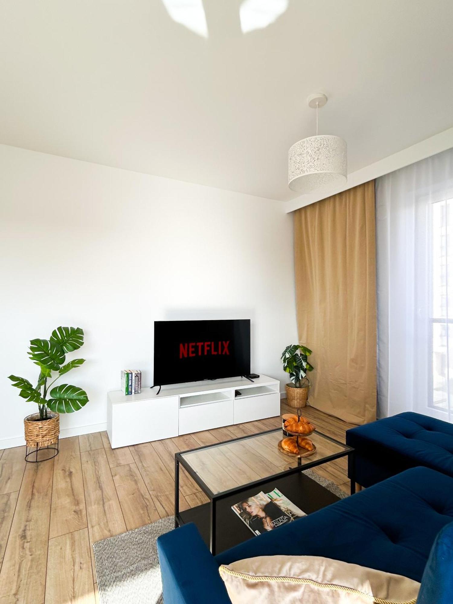 Lumina Stylish 3-Room Apart With Balcony Lodz  Ngoại thất bức ảnh