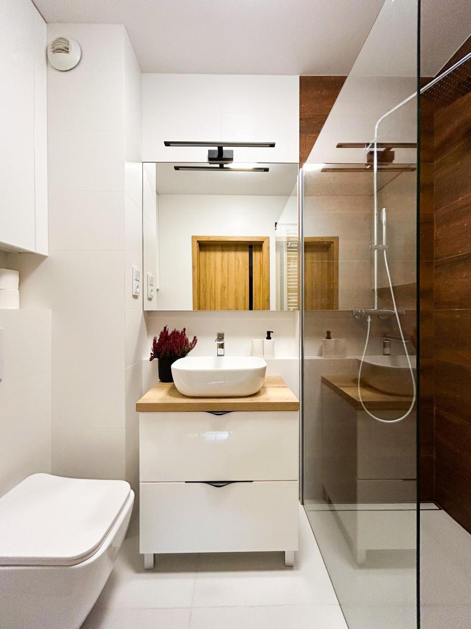 Lumina Stylish 3-Room Apart With Balcony Lodz  Ngoại thất bức ảnh
