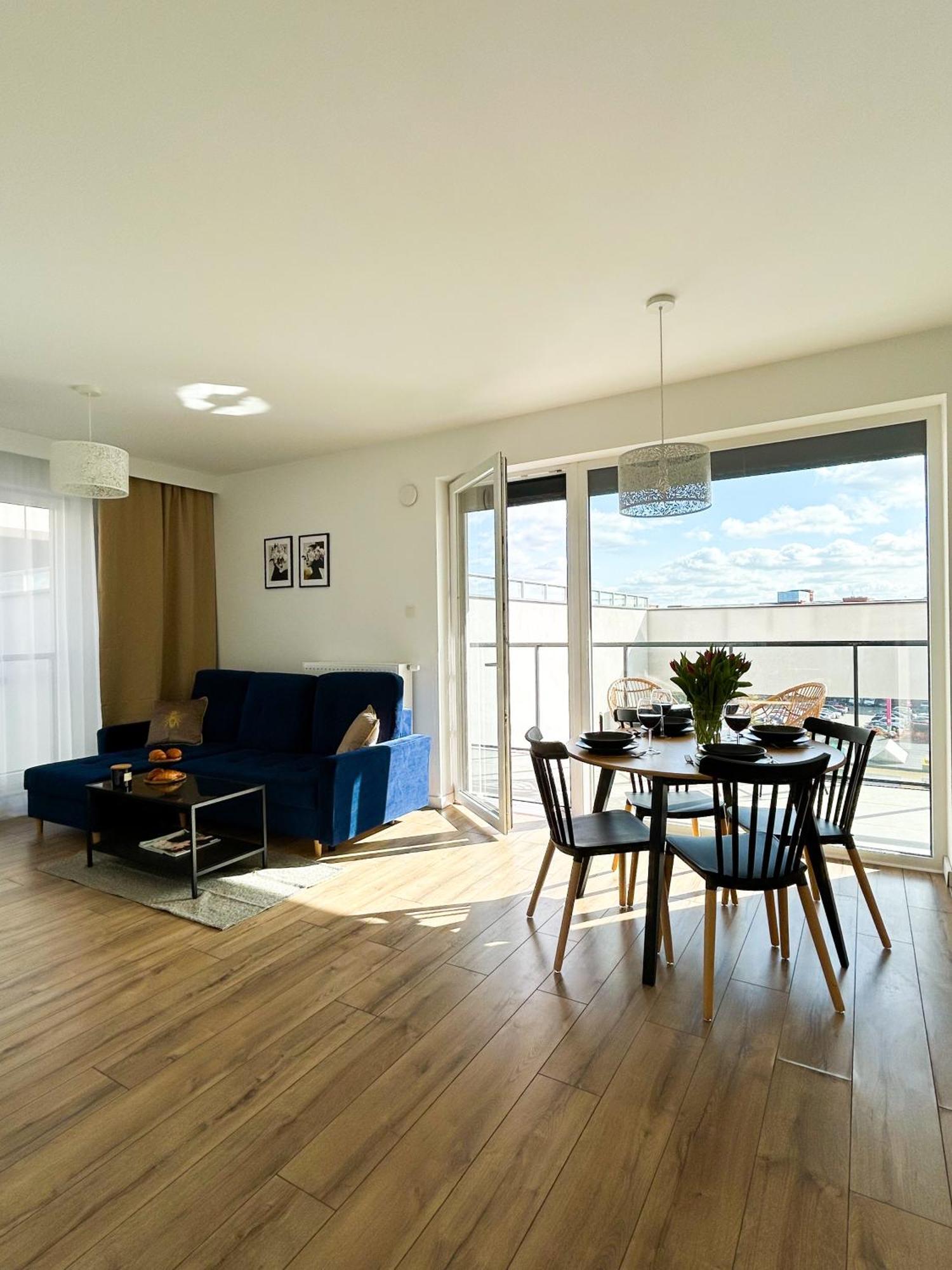 Lumina Stylish 3-Room Apart With Balcony Lodz  Ngoại thất bức ảnh